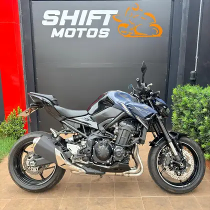 KAWASAKI Z900 