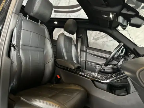 LAND ROVER-RANGE ROVER EVOQUE-2.0 P300 GASOLINA MHEV R-DYNAMIC HSE AWD AUTOMÁTICO LAND ROVER-RANGE ROVER EVOQUE-2019