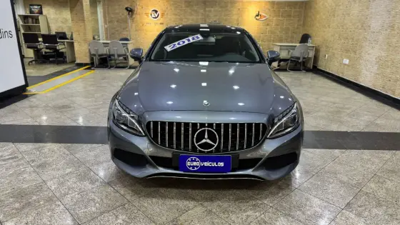MERCEDES-BENZ C 180 1.6 CGI GASOLINA AVANTGARDE COUPÉ 9G-TRONIC