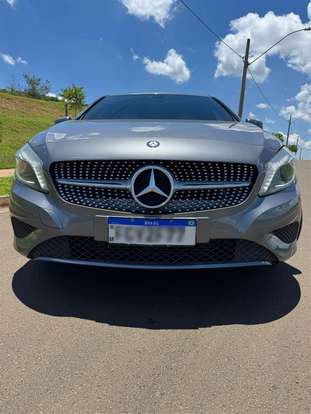 MERCEDES-BENZ-A 200-1.6 TURBO 16V GASOLINA 4P AUTOMÁTICO MERCEDES-BENZ-A 200-2014