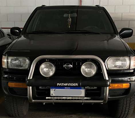 NISSAN-PATHFINDER-1997