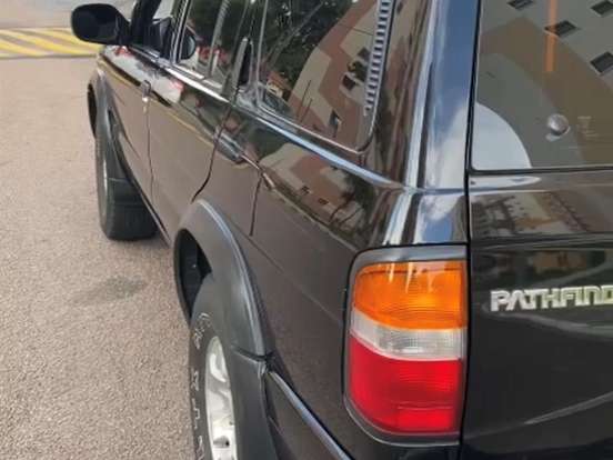 NISSAN-PATHFINDER-3.3 SE TITANIUM 4X4 V6 12V GASOLINA 4P AUTOMÁTICO NISSAN-PATHFINDER-1997