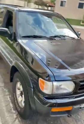 NISSAN-PATHFINDER-1997