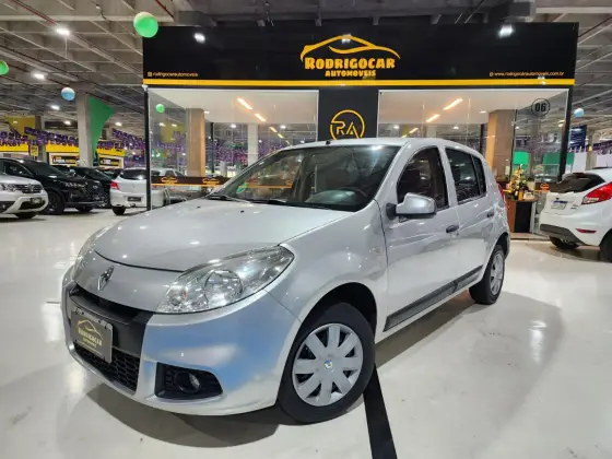 RENAULT SANDERO 1.0 EXPRESSION 16V FLEX 4P MANUAL