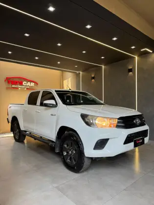 TOYOTA HILUX 2.8 4X4 CS 16V TURBO DIESEL 2P MANUAL