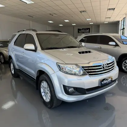 TOYOTA HILUX SW4 3.0 SRV 4X4 16V TURBO INTERCOOLER DIESEL 4P AUTOMÁTICO