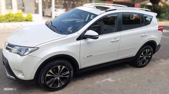 TOYOTA-RAV4-2014