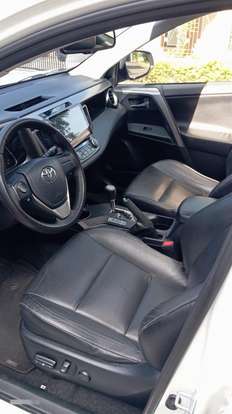 TOYOTA-RAV4-2014