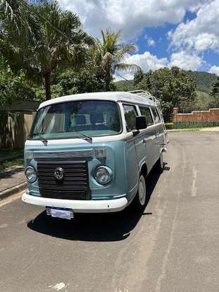 VOLKSWAGEN-KOMBI-2008
