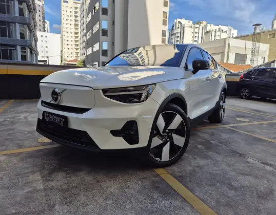 VOLVO C40 P8 RECHARGE TWIN ELECTRIC ULTIMATE AWD