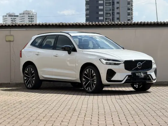 VOLVO XC60 2.0 T8 PHEV ULTRA DARK AWD GEARTRONIC