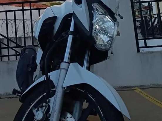 YAMAHA-YS 150 FAZER SED YAMAHA-YS 150 FAZER SED-2014