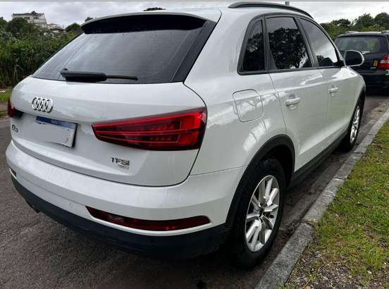 AUDI-Q3-2017