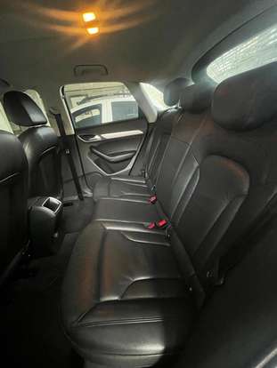 AUDI-Q3-2017