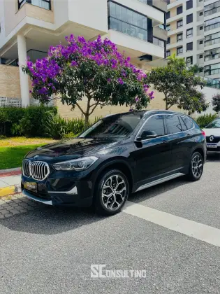 BMW X1 2.0 16V TURBO ACTIVEFLEX SDRIVE20I X-LINE 4P AUTOMÁTICO BMW X1 2.0 16V TURBO ACTIVEFLEX SDRIVE20I X-LINE 4P AUTOMÁTICO