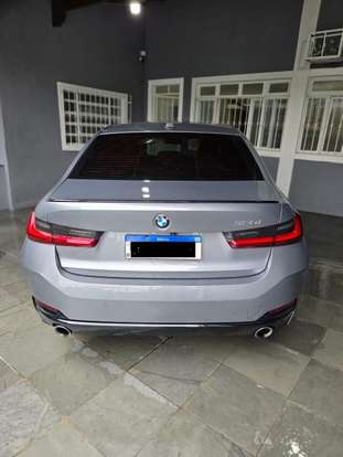 BMW-320i-2024
