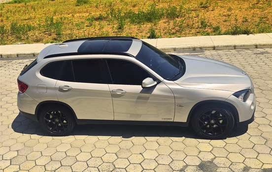 BMW-X1-2010