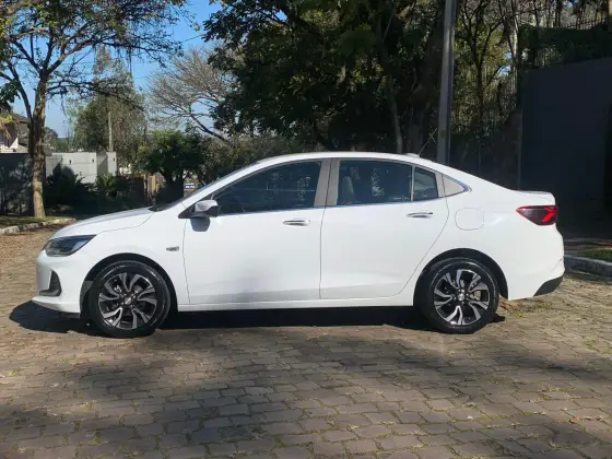 CHEVROLET ONIX 1.0 TURBO FLEX PLUS PREMIER AUTOMÁTICO
