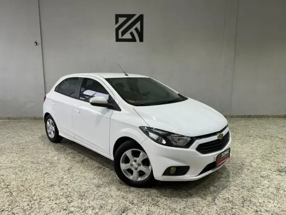 CHEVROLET ONIX 1.4 MPFI LT 8V FLEX 4P MANUAL