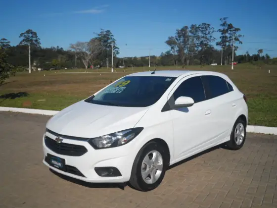 CHEVROLET ONIX 1.4 MPFI LT 8V FLEX 4P MANUAL