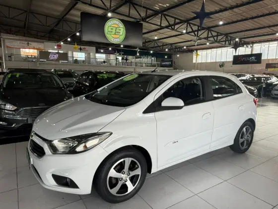 CHEVROLET ONIX 1.4 MPFI LTZ 8V FLEX 4P AUTOMÁTICO CHEVROLET ONIX 1.4 MPFI LTZ 8V FLEX 4P AUTOMÁTICO