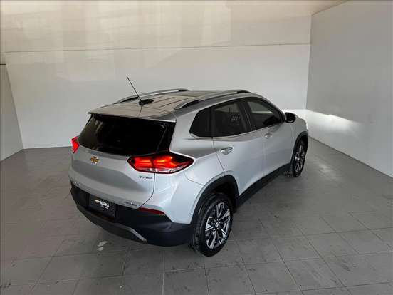 CHEVROLET-TRACKER-2023