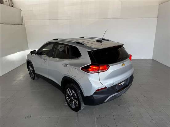 CHEVROLET-TRACKER-2023