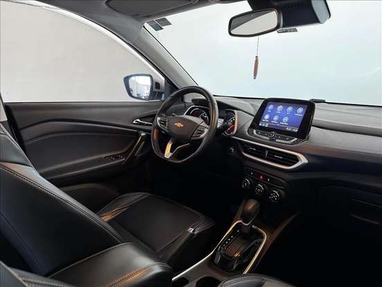 CHEVROLET-TRACKER-2023