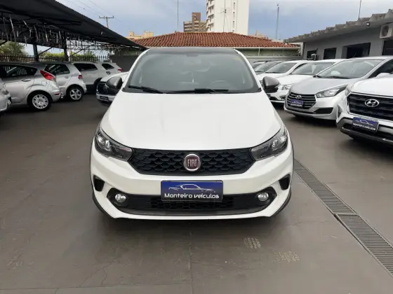 FIAT ARGO 1.8 E.TORQ FLEX HGT AT6 FIAT ARGO 1.8 E.TORQ FLEX HGT AT6
