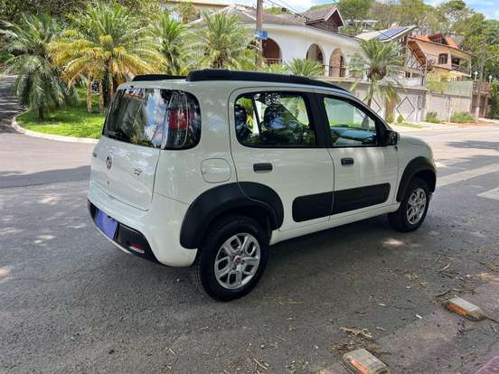 FIAT-UNO-2019