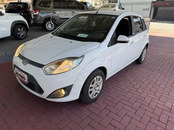 FORD FIESTA 1.0 ROCAM SE 8V FLEX 4P MANUAL