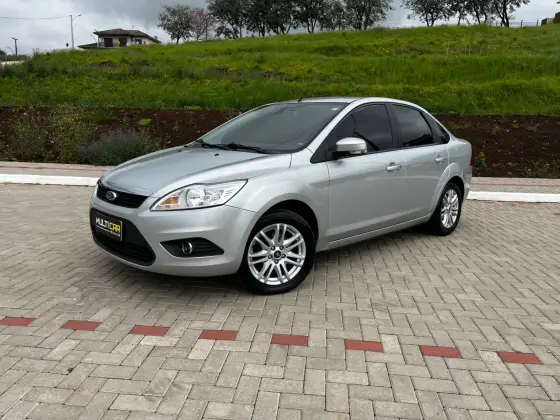 FORD FOCUS 2.0 GLX SEDAN 16V FLEX 4P AUTOMÁTICO