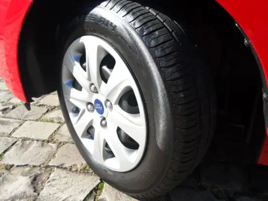 FORD-KA-2019