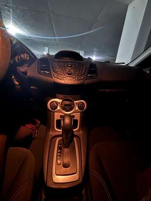 FORD-FIESTA-2014