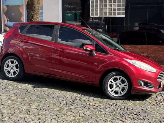 FORD-FIESTA-1.6 SE HATCH 16V FLEX 4P POWERSHIFT FORD-FIESTA-2014