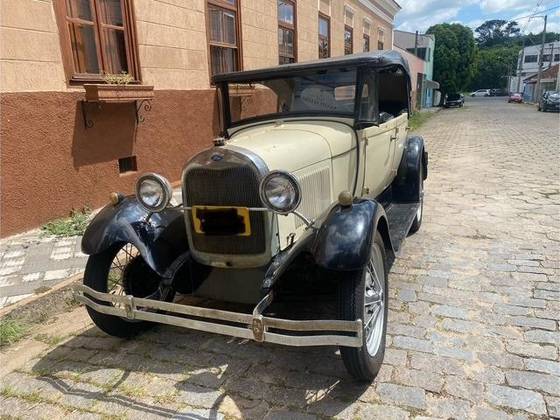 FORD TUDOR 2.8 4 CILINDROS GASOLINA 2P  MANUAL