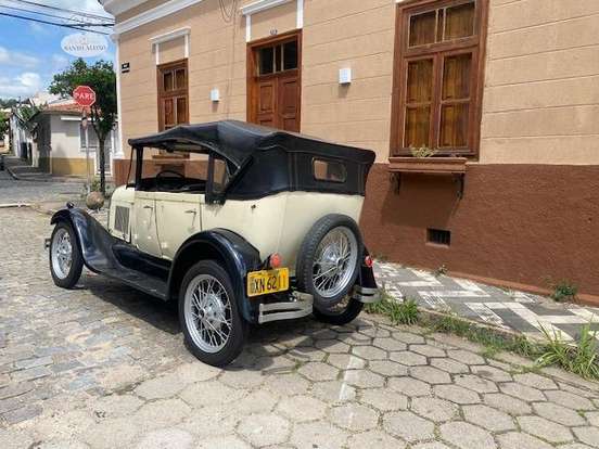FORD-TUDOR-1929
