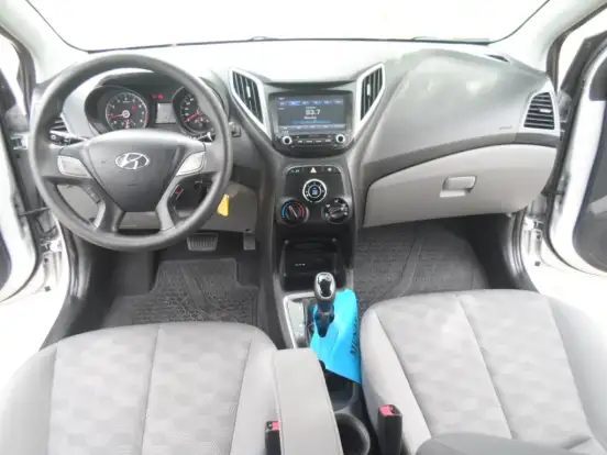 HYUNDAI-HB20S-1.6 COMFORT PLUS 16V FLEX 4P AUTOMÁTICO HYUNDAI-HB20S-2019