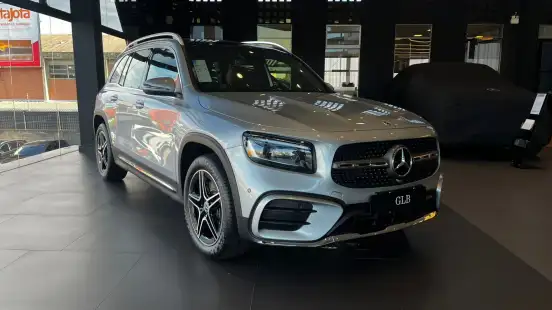 MERCEDES-BENZ-GLB 220-2025