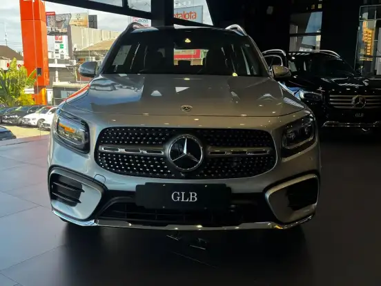 MERCEDES-BENZ-GLB 220-2.0 MHEV AMG LINE 4MATIC 8G-DCT MERCEDES-BENZ-GLB 220-2025