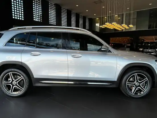 MERCEDES-BENZ-GLB 220-2.0 MHEV AMG LINE 4MATIC 8G-DCT MERCEDES-BENZ-GLB 220-2025
