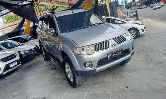 MITSUBISHI-PAJERO DAKAR-2013