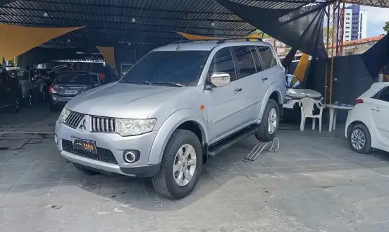 MITSUBISHI-PAJERO DAKAR-2013