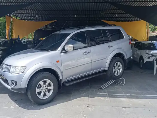 MITSUBISHI-PAJERO DAKAR-3.5 HPE 7 LUGARES 4X4 V6 24V FLEX 4P AUTOMÁTICO MITSUBISHI-PAJERO DAKAR-2013