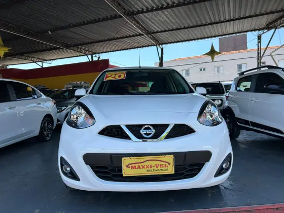 NISSAN MARCH 1.6 SL 16V FLEXSTART 4P XTRONIC