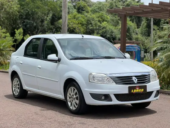 RENAULT LOGAN 1.6 EXPRESSION 16V FLEX 4P AUTOMÁTICO