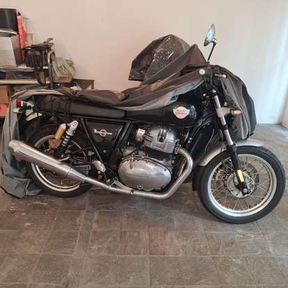 ROYAL ENFIELD-INTERCEPTOR-2021