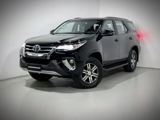 TOYOTA HILUX SW4 2.7 SR 4X2 16V FLEX 4P AUTOMÁTICO