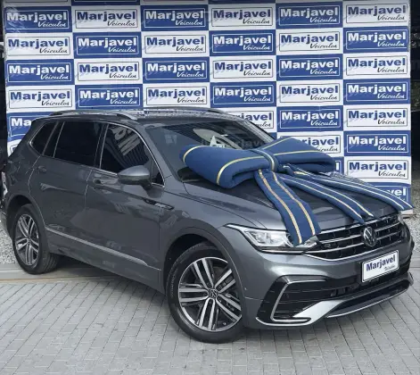 VOLKSWAGEN TIGUAN 2.0 300 TSI GASOLINA ALLSPACE R-LINE AUTOMÁTICO VOLKSWAGEN TIGUAN 2.0 300 TSI GASOLINA ALLSPACE R-LINE AUTOMÁTICO