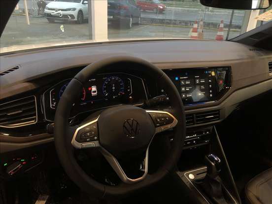 VOLKSWAGEN-VIRTUS-1.0 200 TSI HIGHLINE AUTOMÁTICO VOLKSWAGEN-VIRTUS-2025